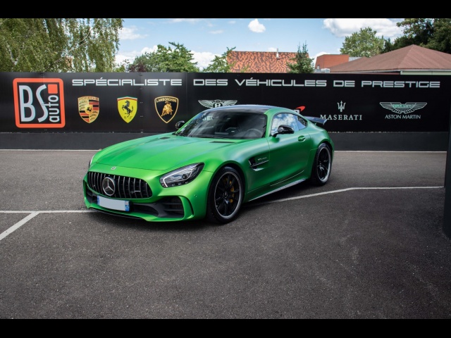 Mercedes AMG GTR V8 4.0l 585ch 
