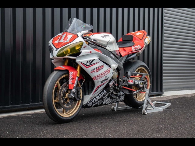 YAMAHA R1 1000cc 189ch