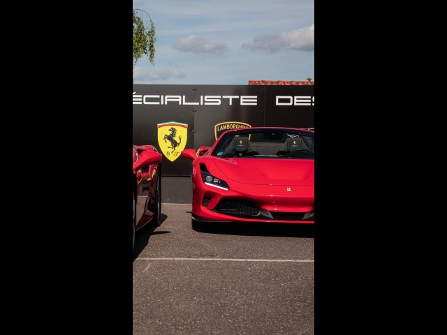 FERRARI F8 Spider V8 bi-turbo 3.9l - 720ch