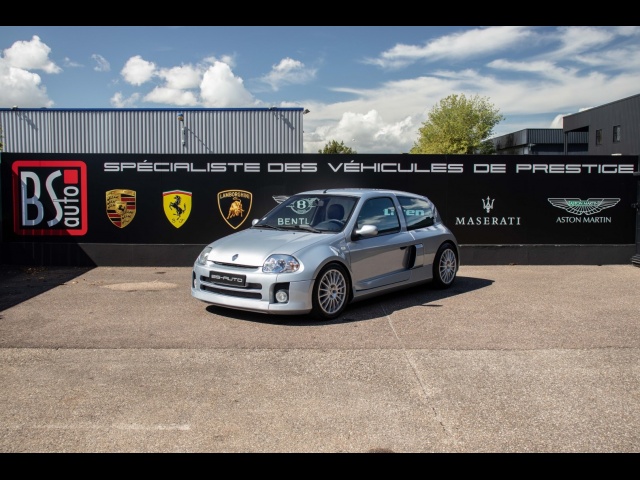 RENAULT Clio V6 Phase 1 - 3.0l - 230ch - N°1415/1631