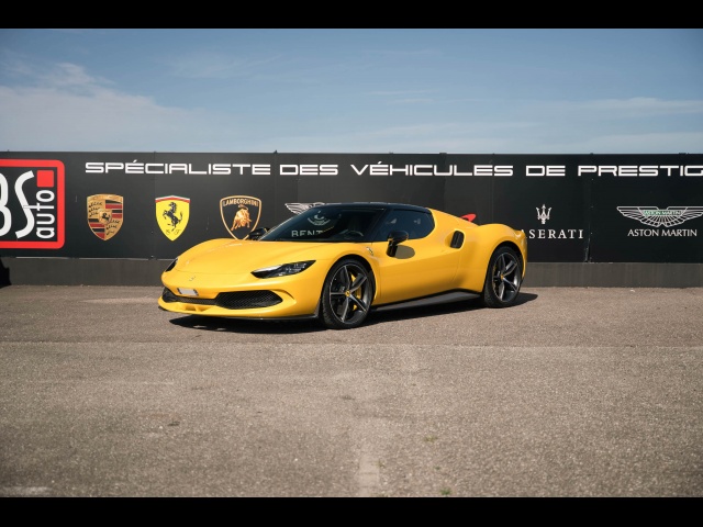 FERRARI 296 GTB - V6 bi-turbo - 830ch - Giallo Triplo Stratto 